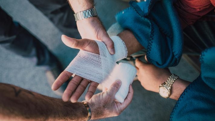Featured Image of Provide First Aid (HLTAID011) post